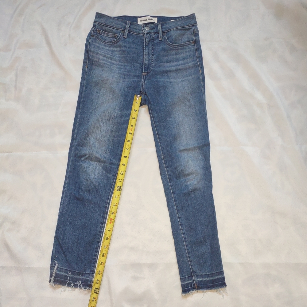 Denim Forum Cropped Blue Jeans 27